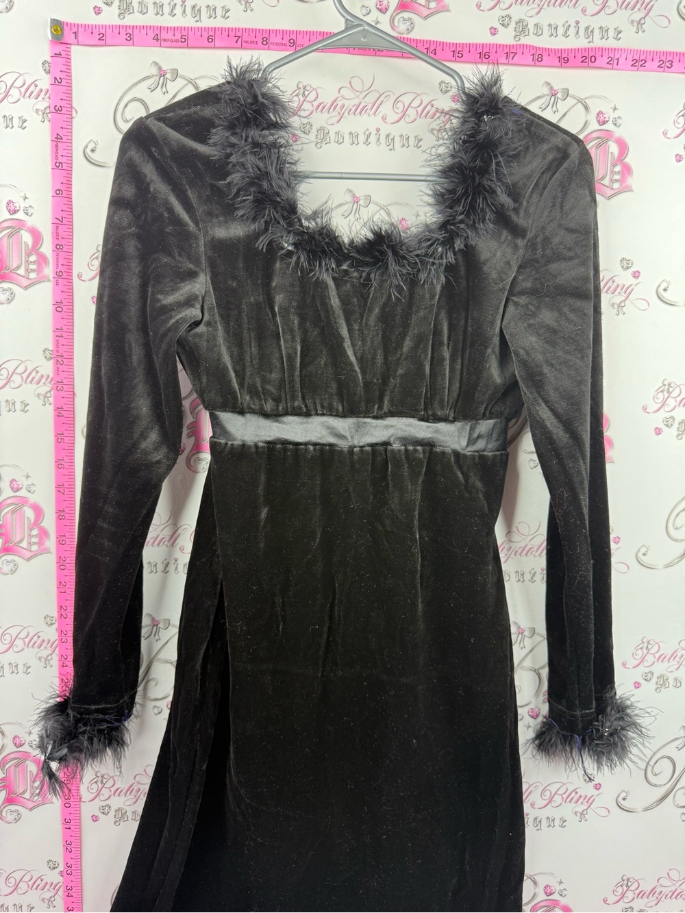 Gallery long dress Black Velvet Long-Sleeve Dress with Feather Trim